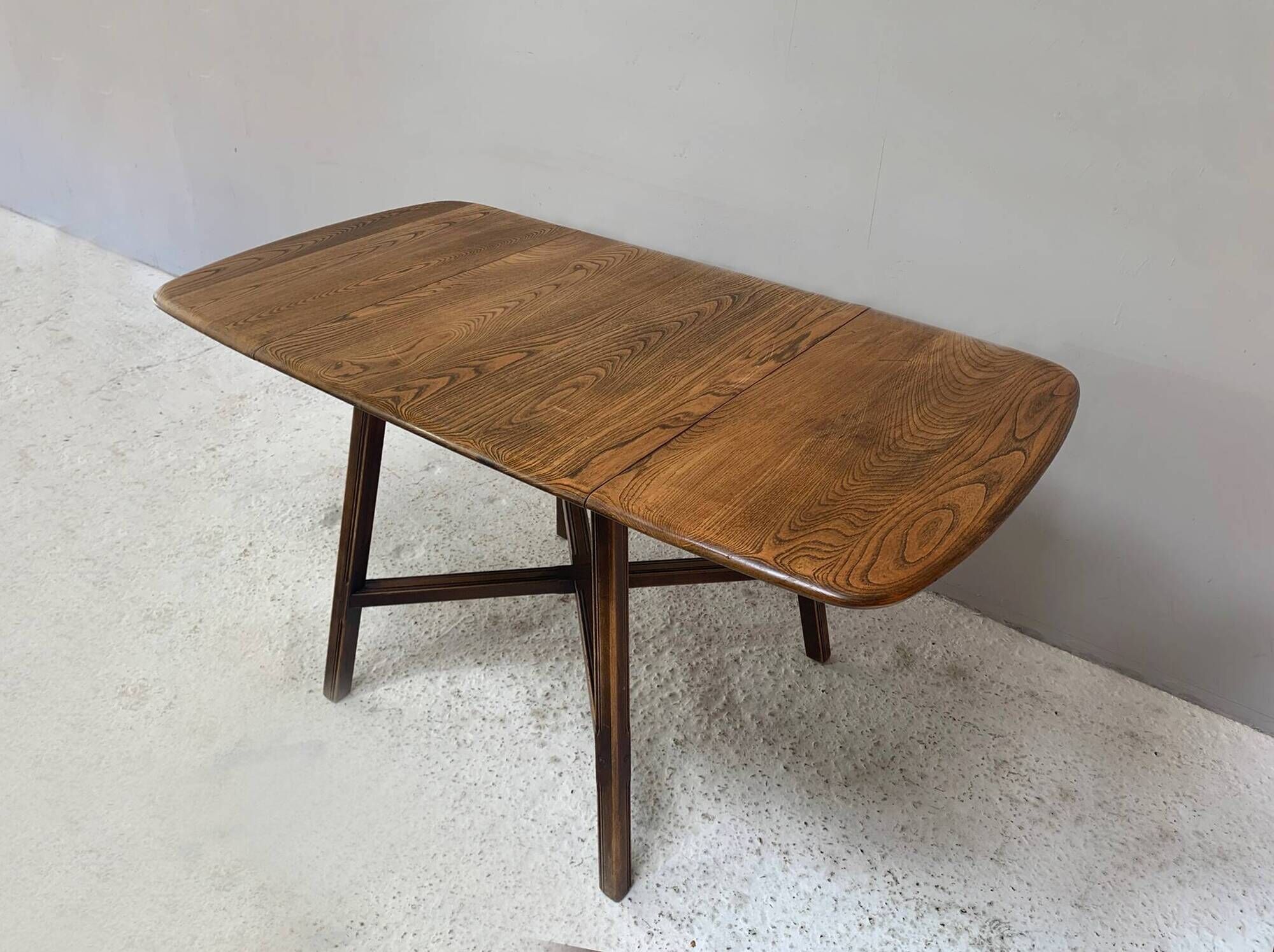 Ercol Old Colonial 377 Drop Leaf Dining Table, Solid Elm, 1950s