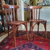 Paire de chaises bistrot estampillées