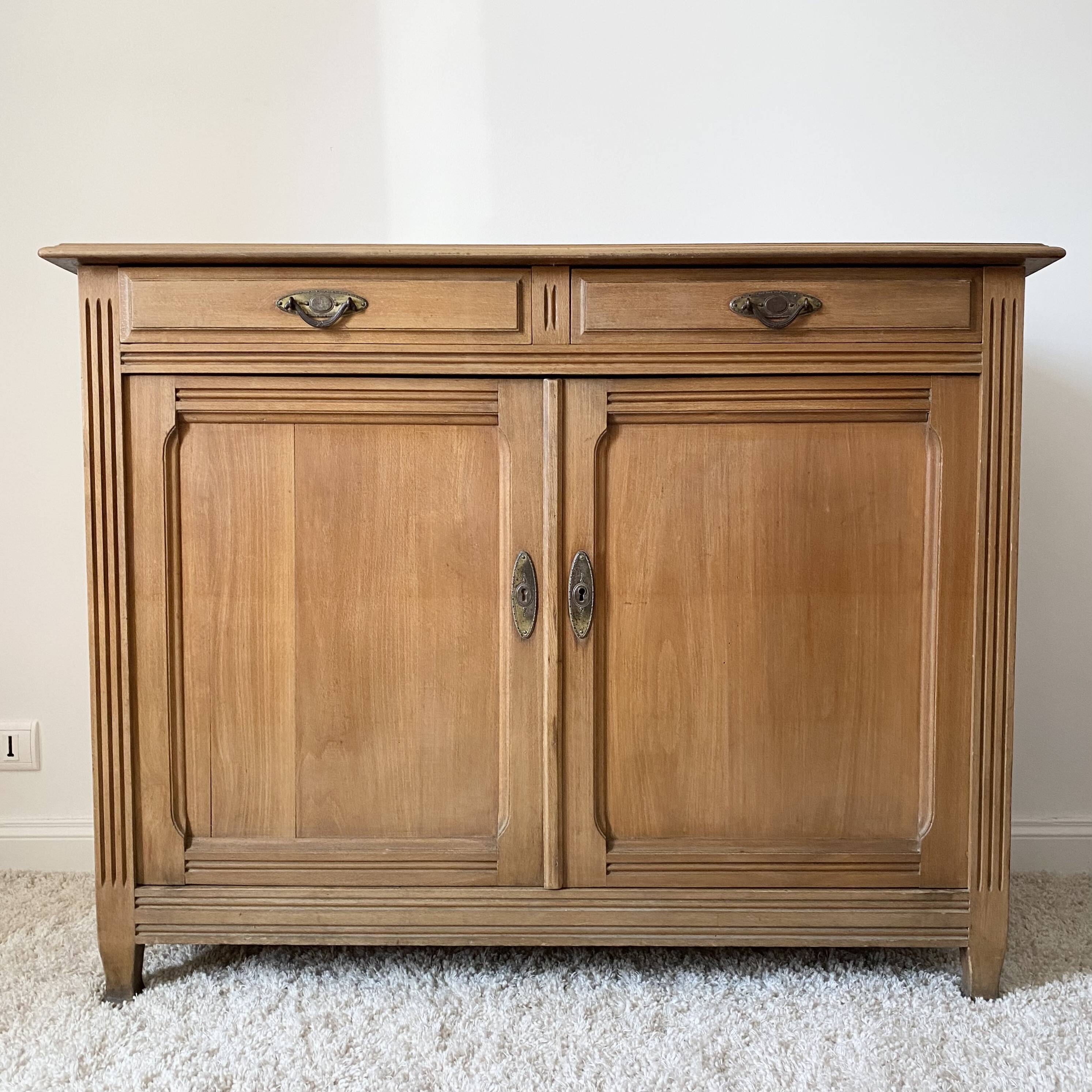 Parisian furniture buffet