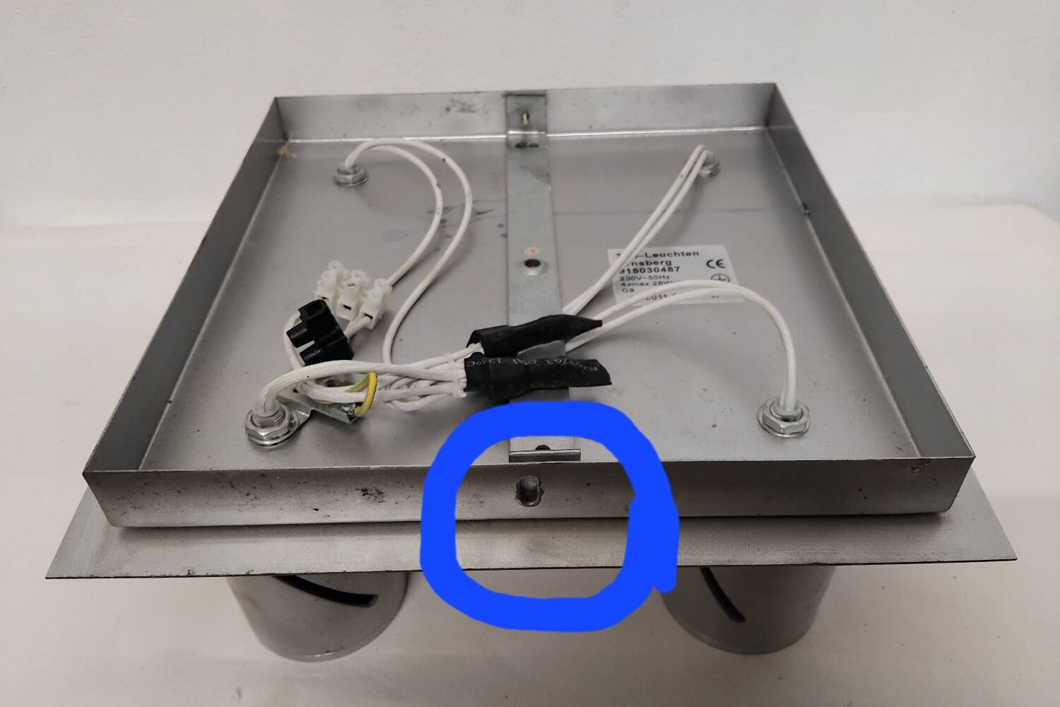 Paire de plafonnier en métal