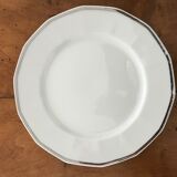 6 assiettes à dessert et son compotier