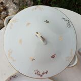 Serving dishes and soup bowl in luxury porcelain of the compagnie nationale