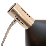 Desk lamp