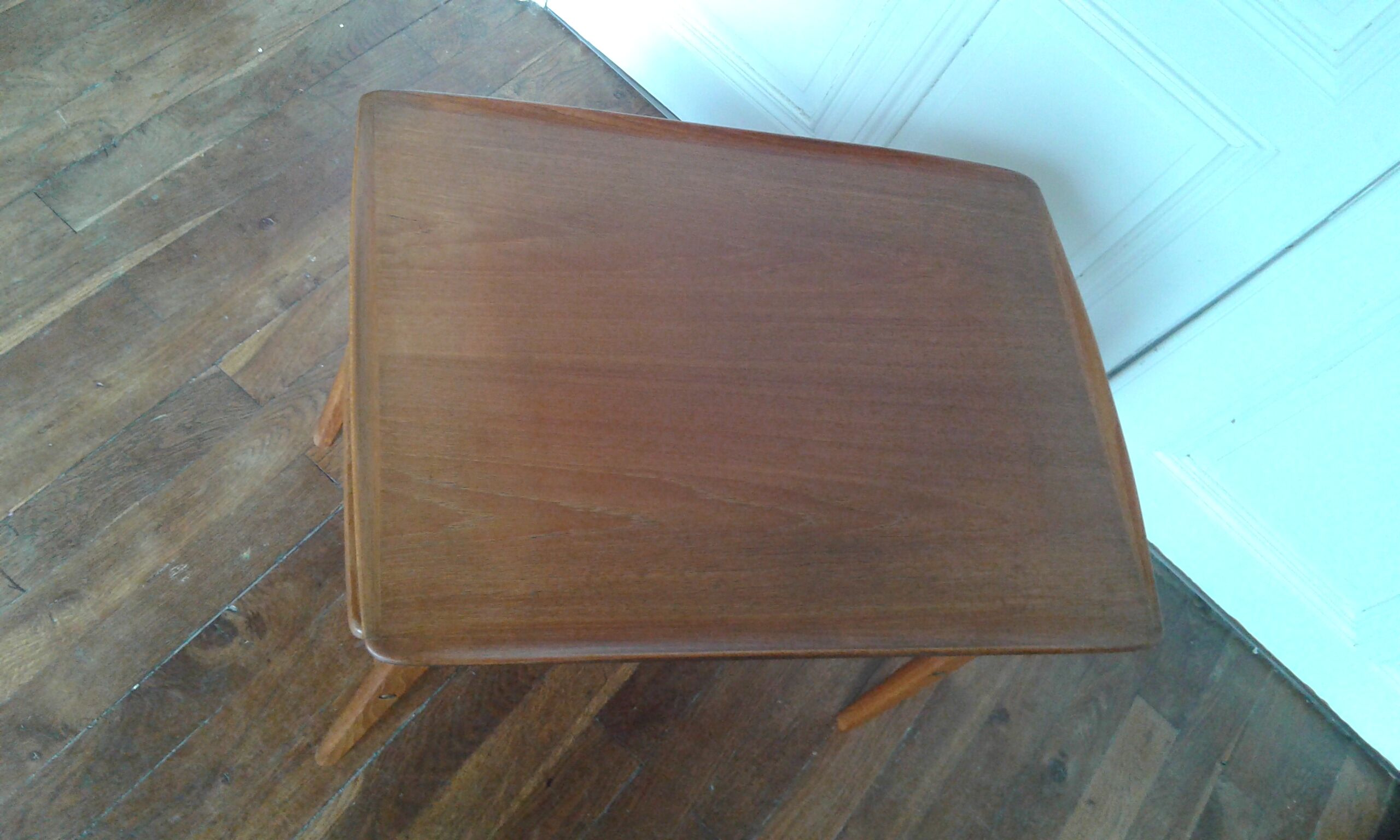 Table d'appoint en teck d' Arne Hovmand Olsen