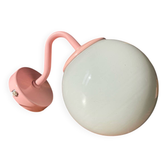Opaline wall lamp
