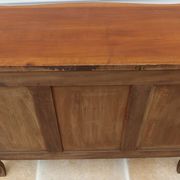 Antique style chest of drawers in stained and molded beech with 4 drawers - Very good condition