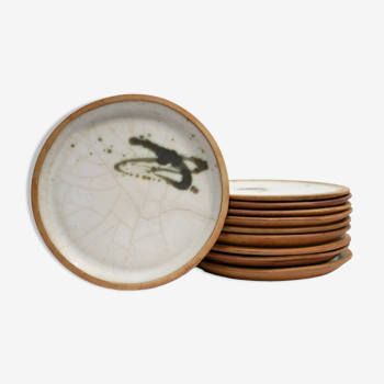 Series of 10 vintage stoneware plates by Madeleine Brault for the Poterie de la Colombe