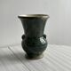 Vase en céramique marbrée vert
