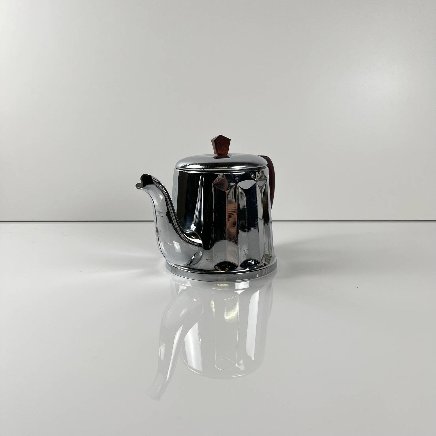 Vintage chrome-plated metal and bakelite coffee set, 1940s/50s