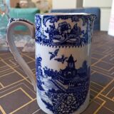 Jug in English porcelain