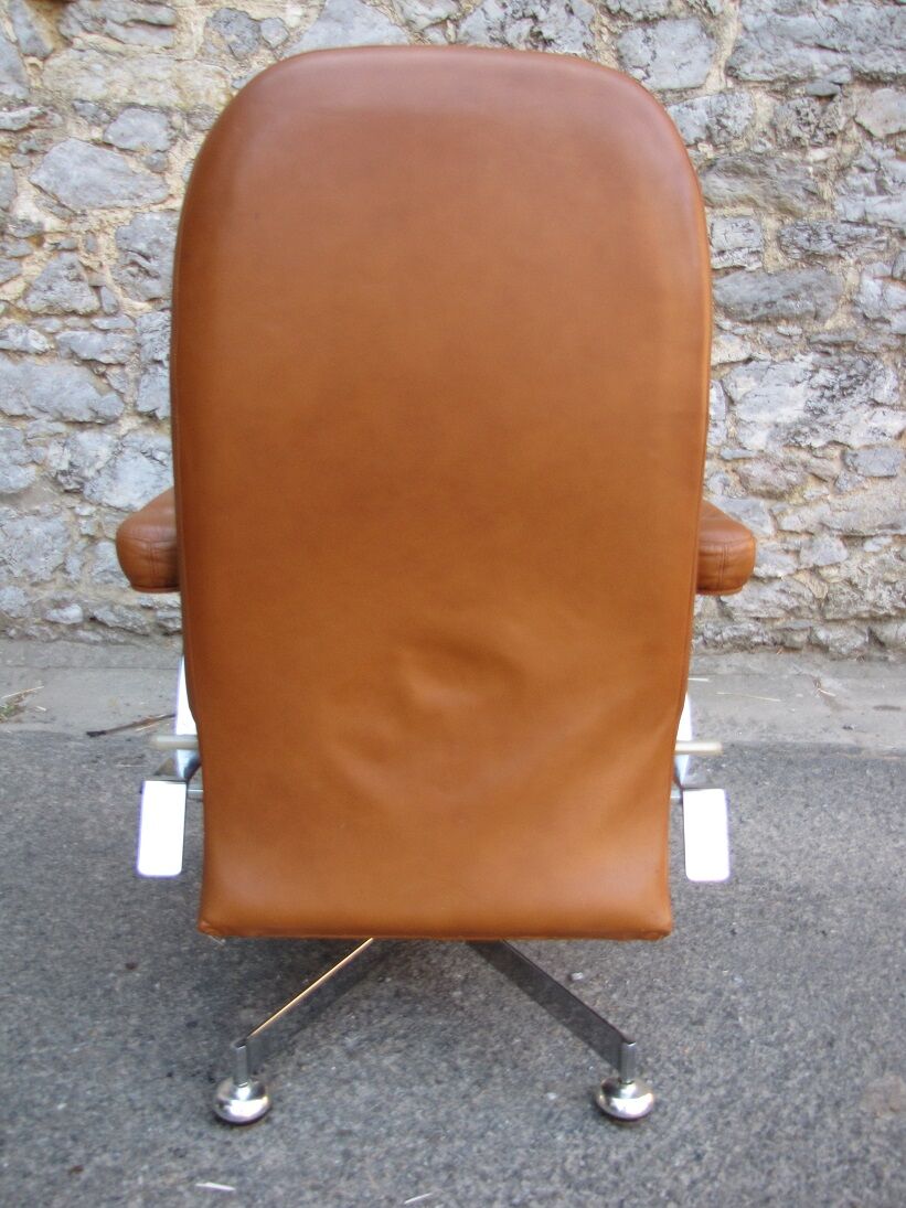 Long leather chair natural  1970