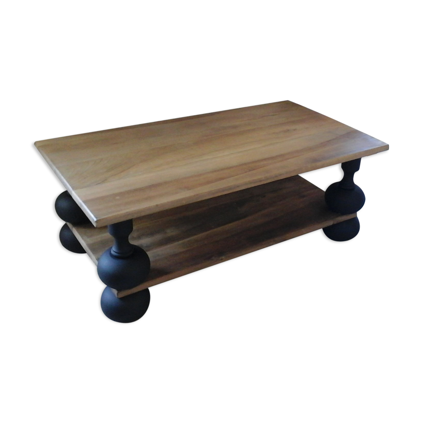 Coffee table in oak