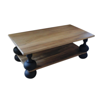 Coffee table in oak
