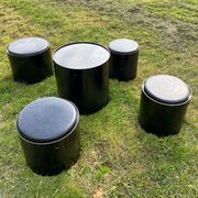 Lot de 5 tabourets et table d’appoint par Verner Panton, 1965