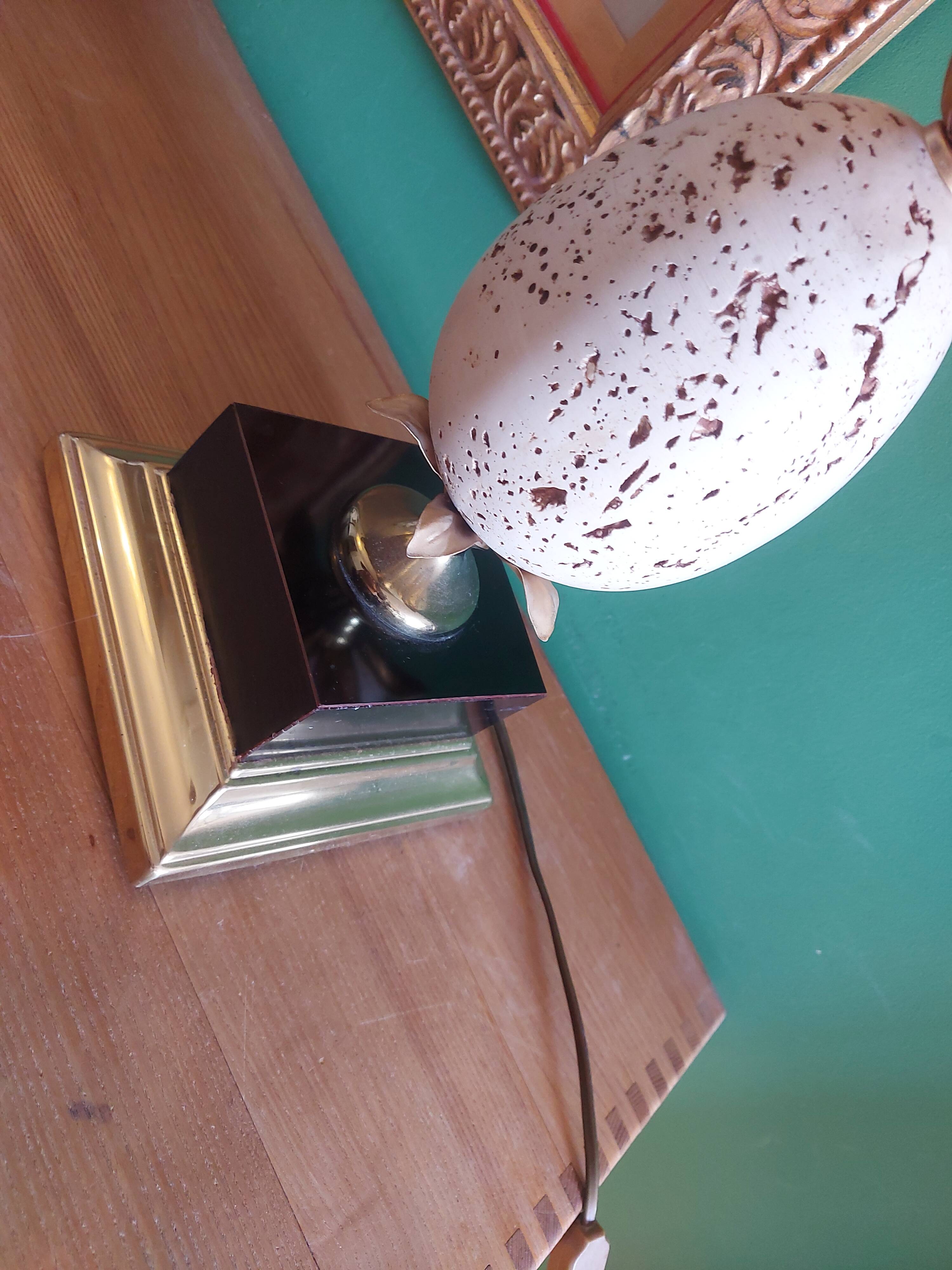 Ostrich egg lamp, Oxford model, Maison Barbier, 70'S