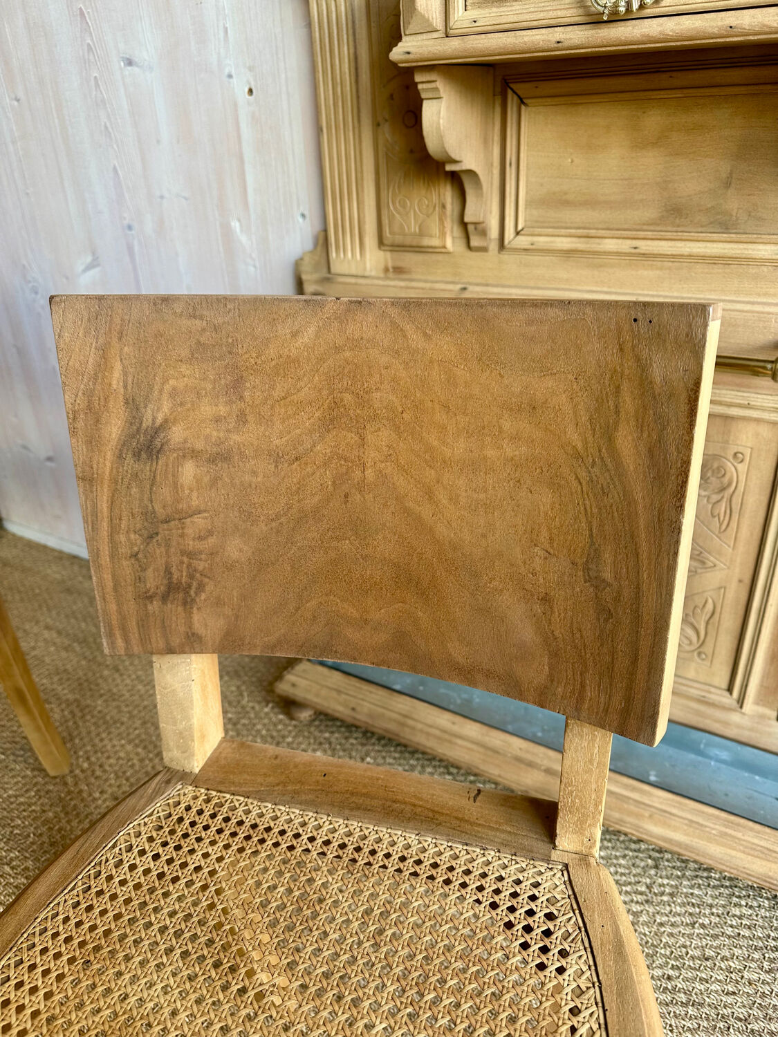 Set of 4 vintage chairs in light wood and cane – refurbished