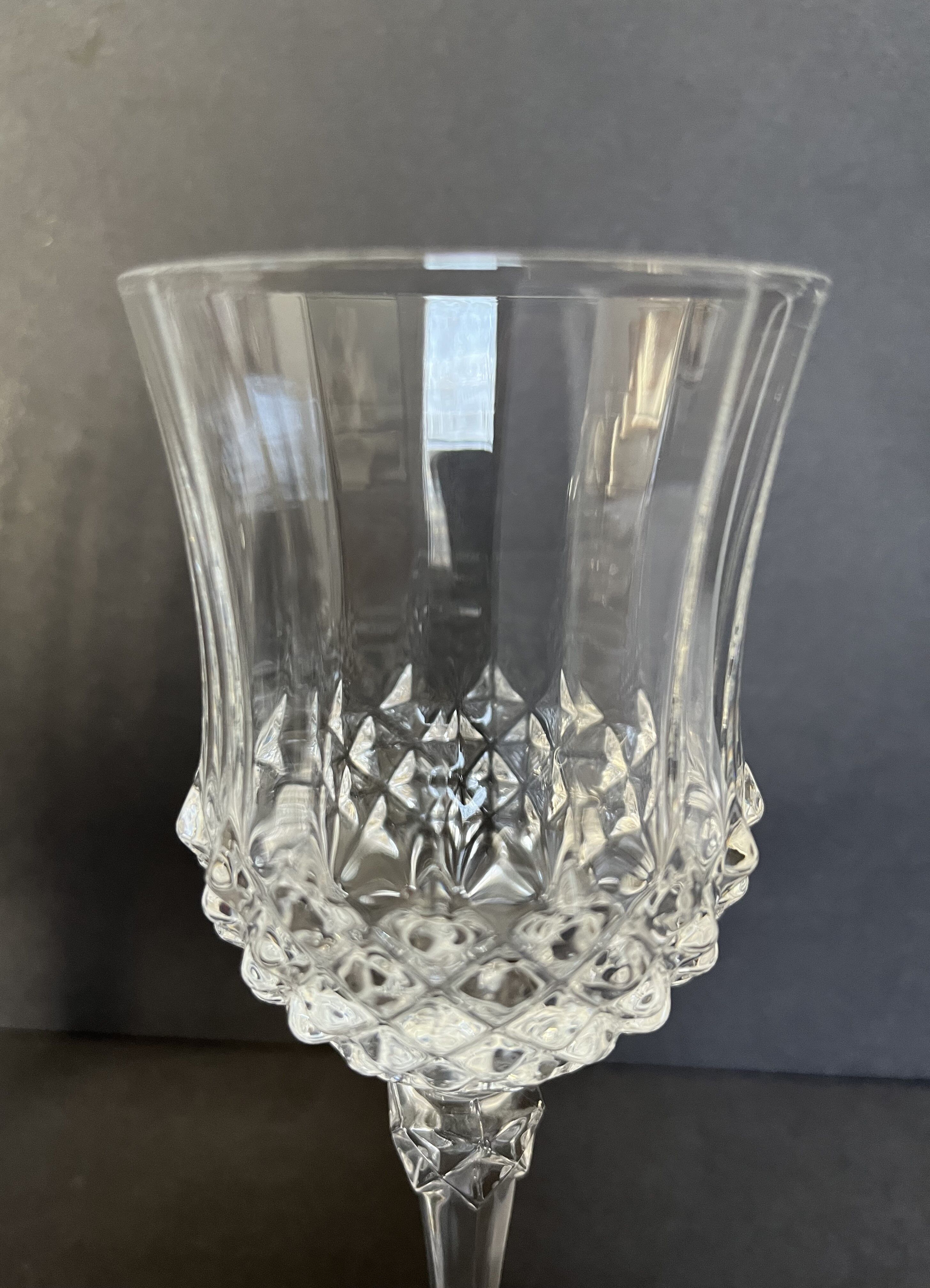 4 crystal wine glasses
