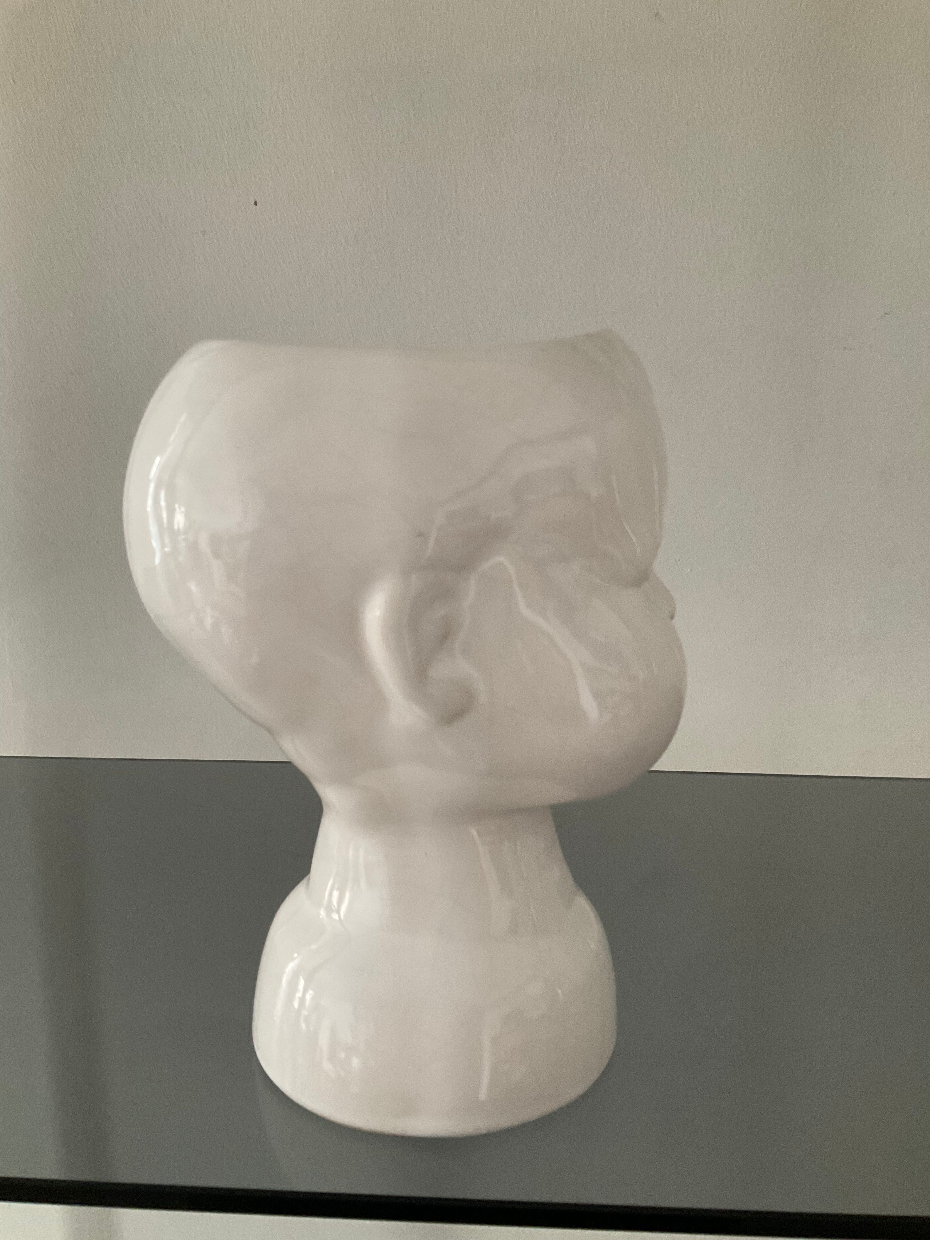 Vintage Cherubin porcelain vase