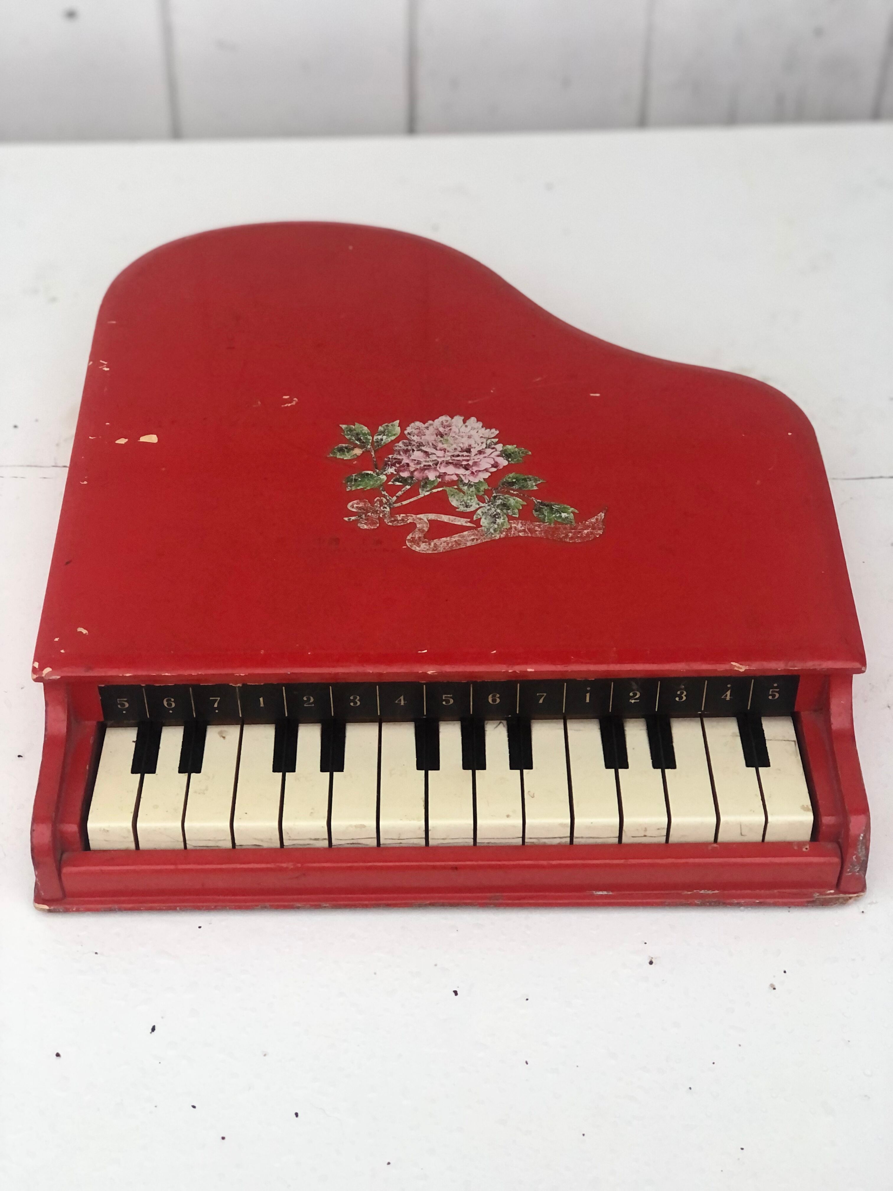 Piano jouet ancien