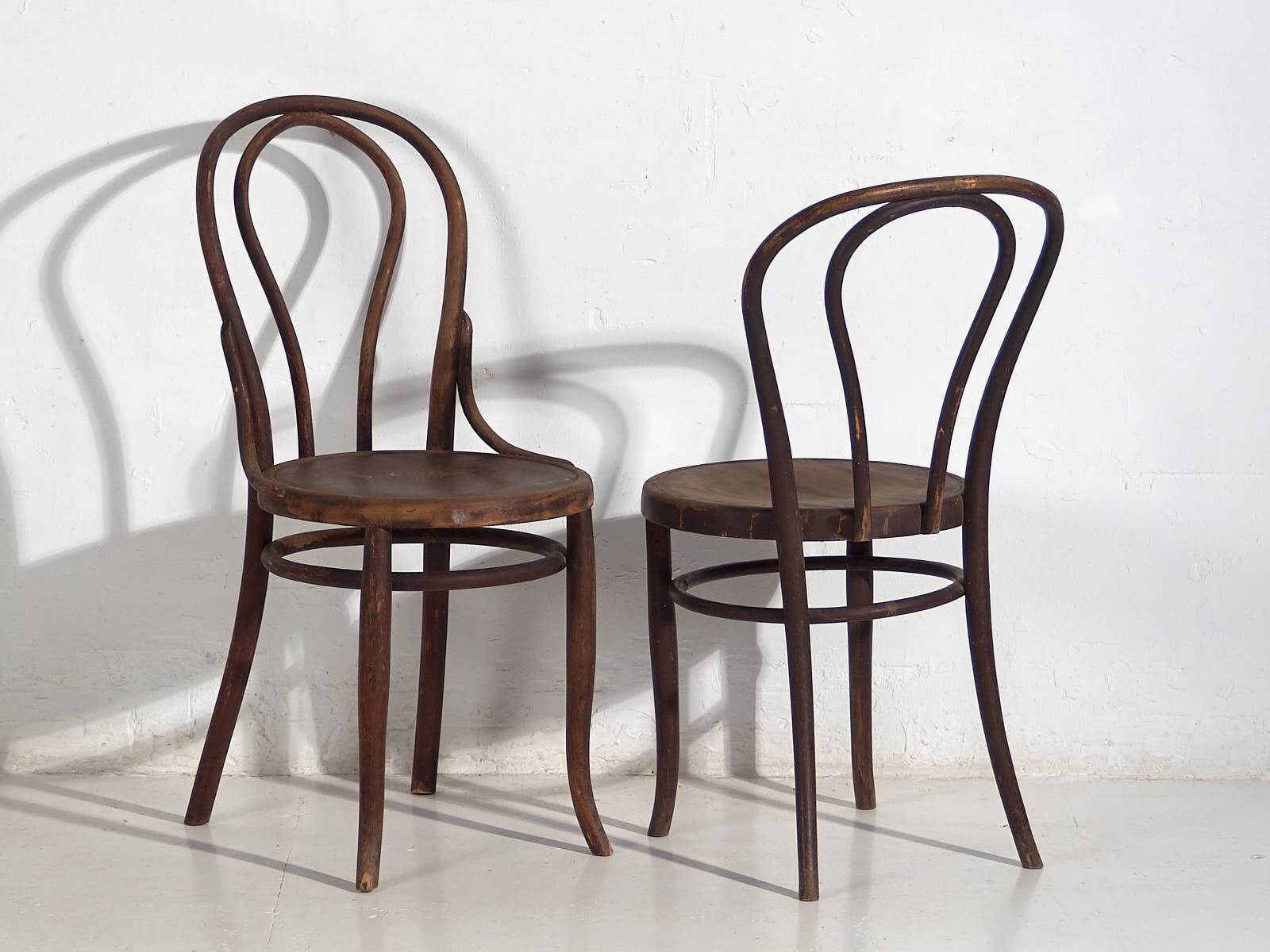 Antique Thonet Chairs No. 18 (c.1930). Set of 4 pieces #10