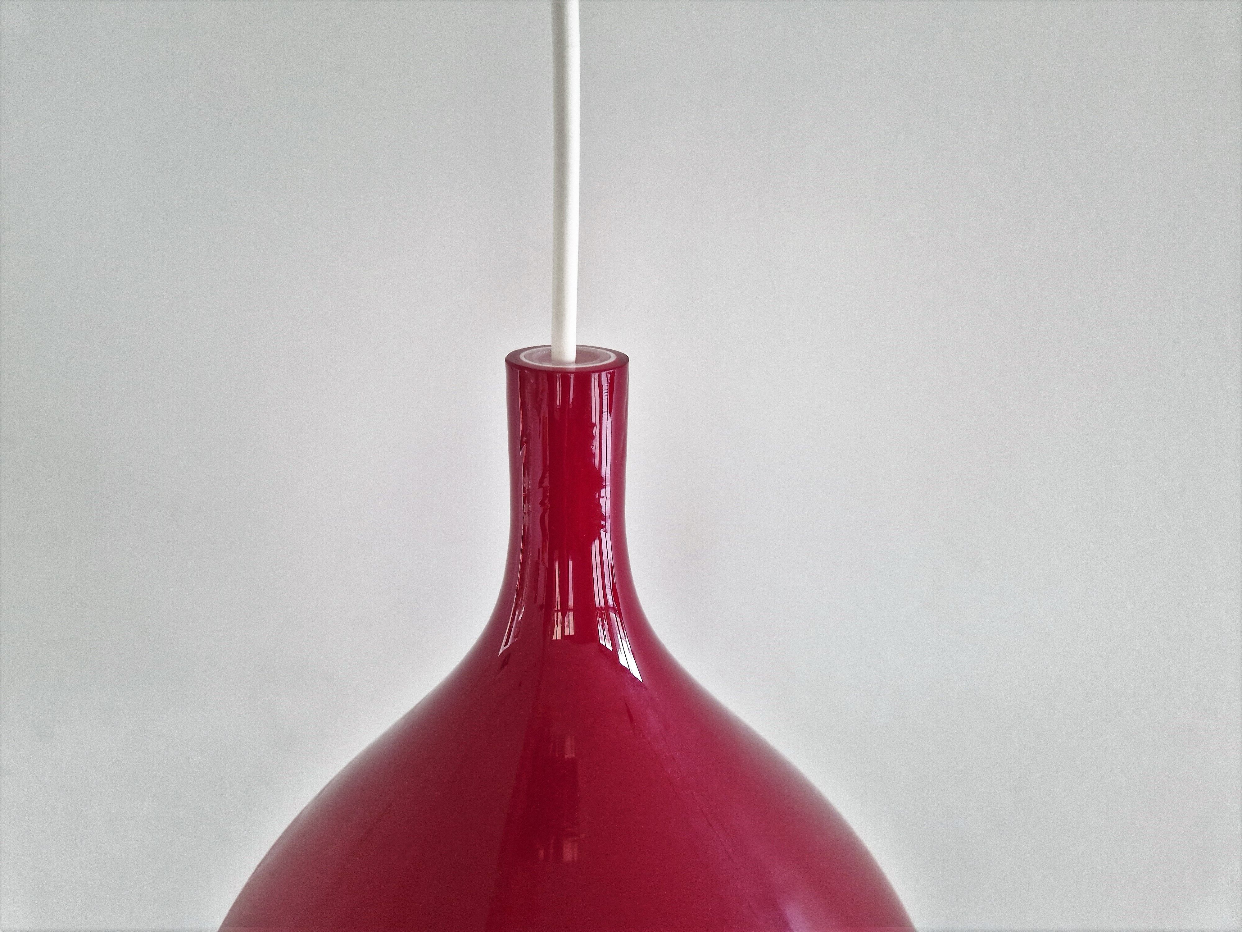 Red Murano glass pendant lamp by Paulo Venini for Venini, Italy 1960's