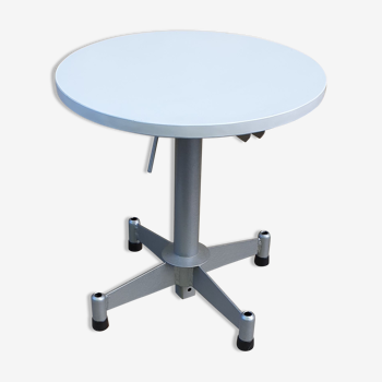 Adjustable side table
