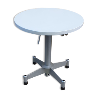 Adjustable side table