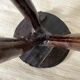 Tabouret tripode artisanal brutaliste