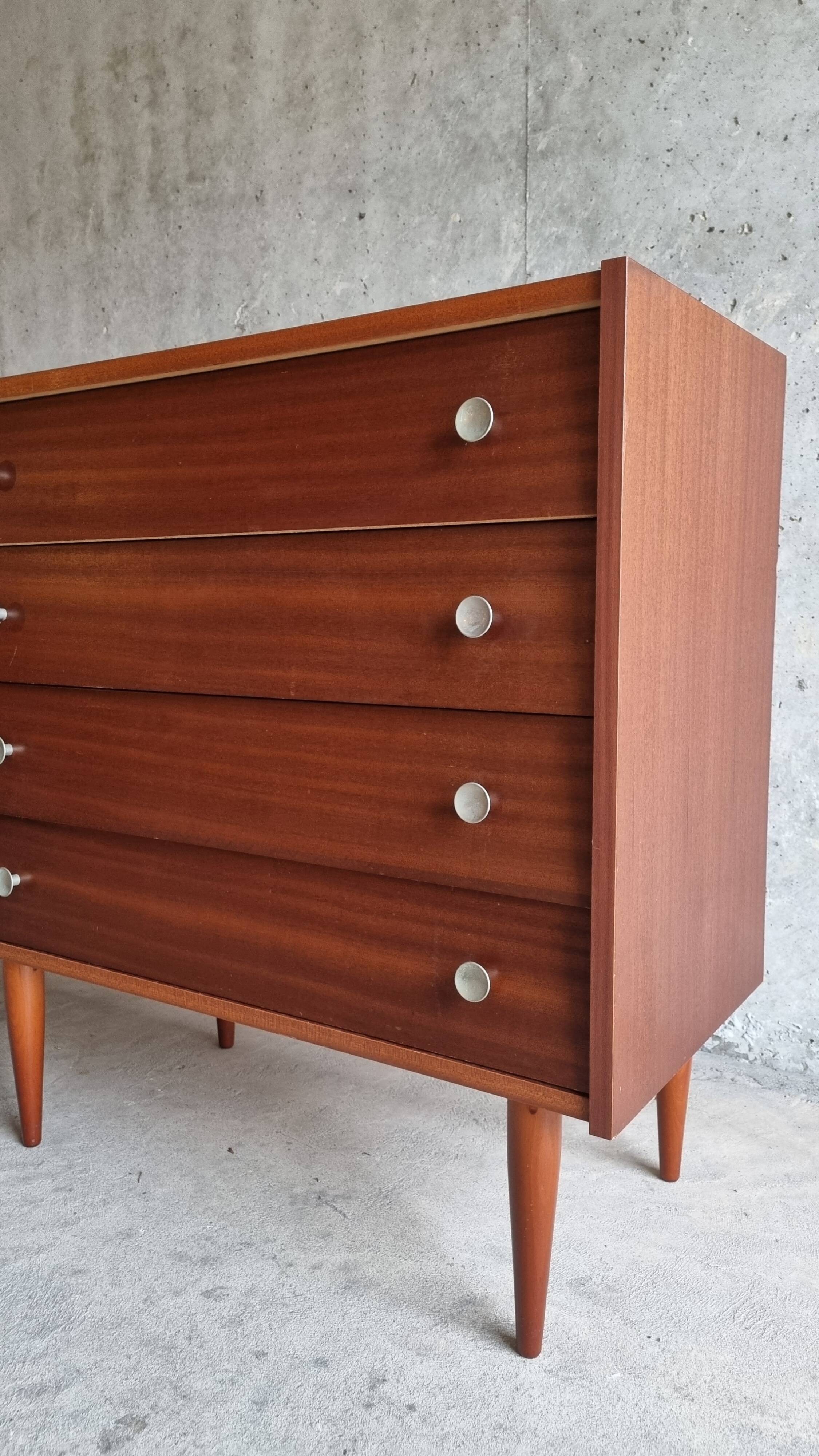 Vintage chest of drawers