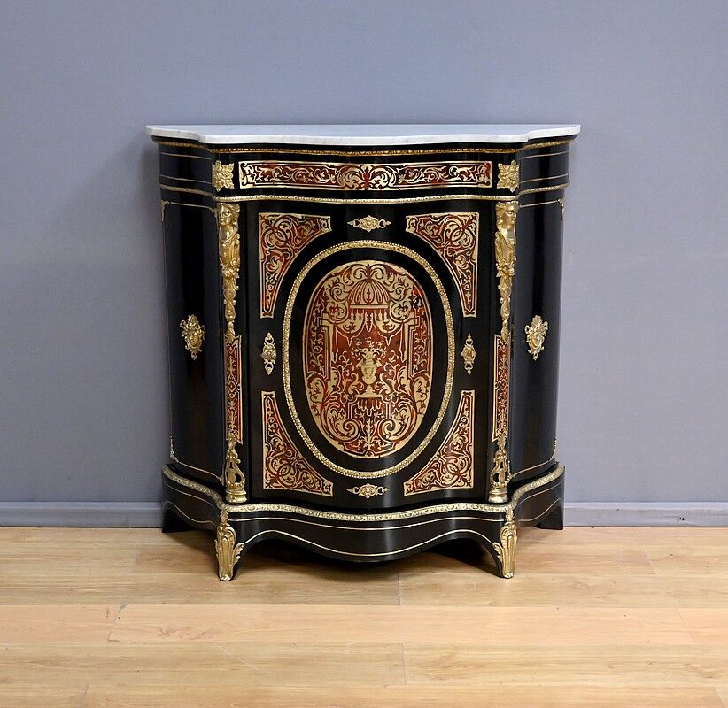 Bureau d'entre-deux in Boulle marquetry, Coignerai House, Napoleonic III period – 2nd half of the 19th century.