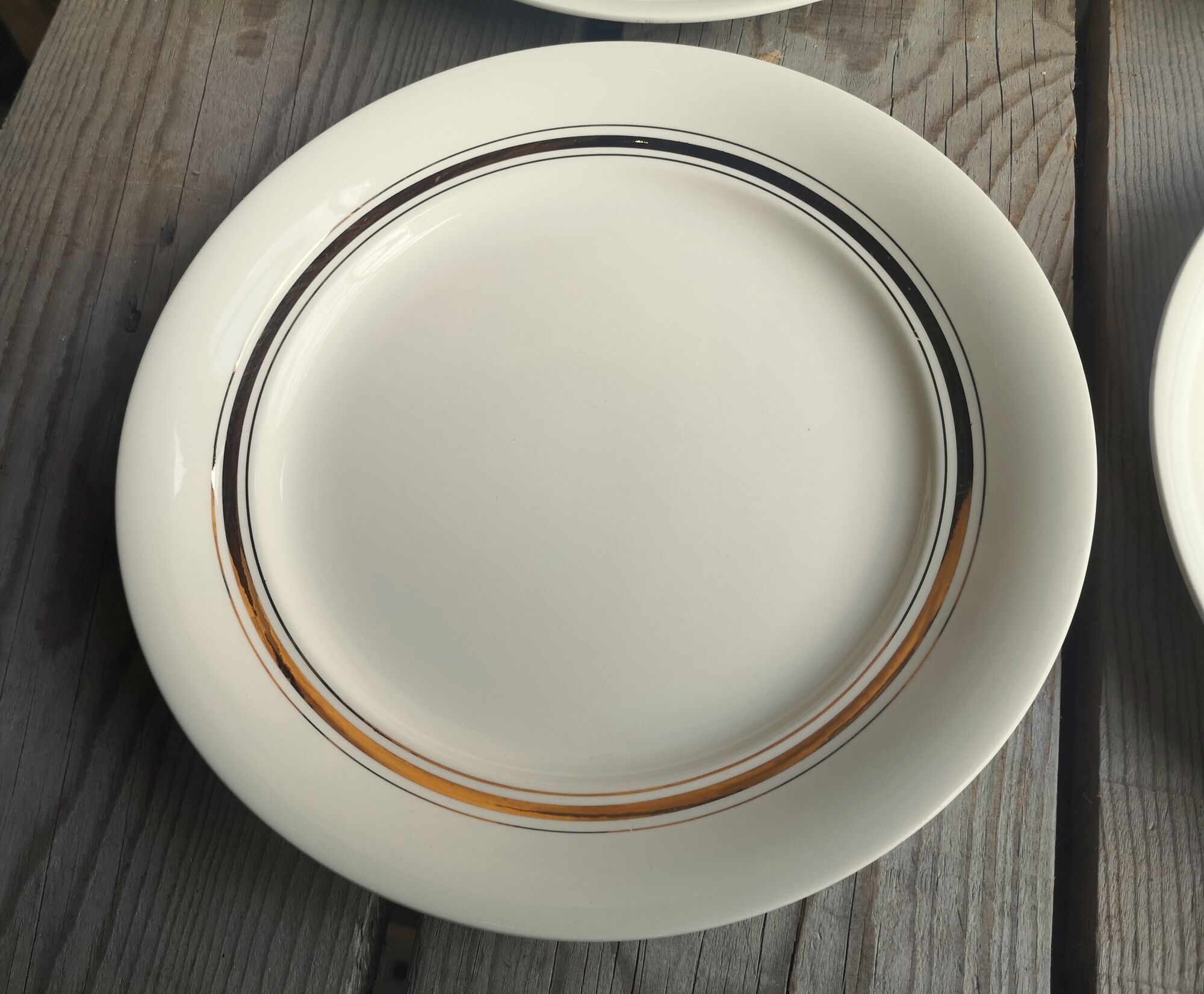 6 vintage cream plates with golden fillet by Villeroy Boch