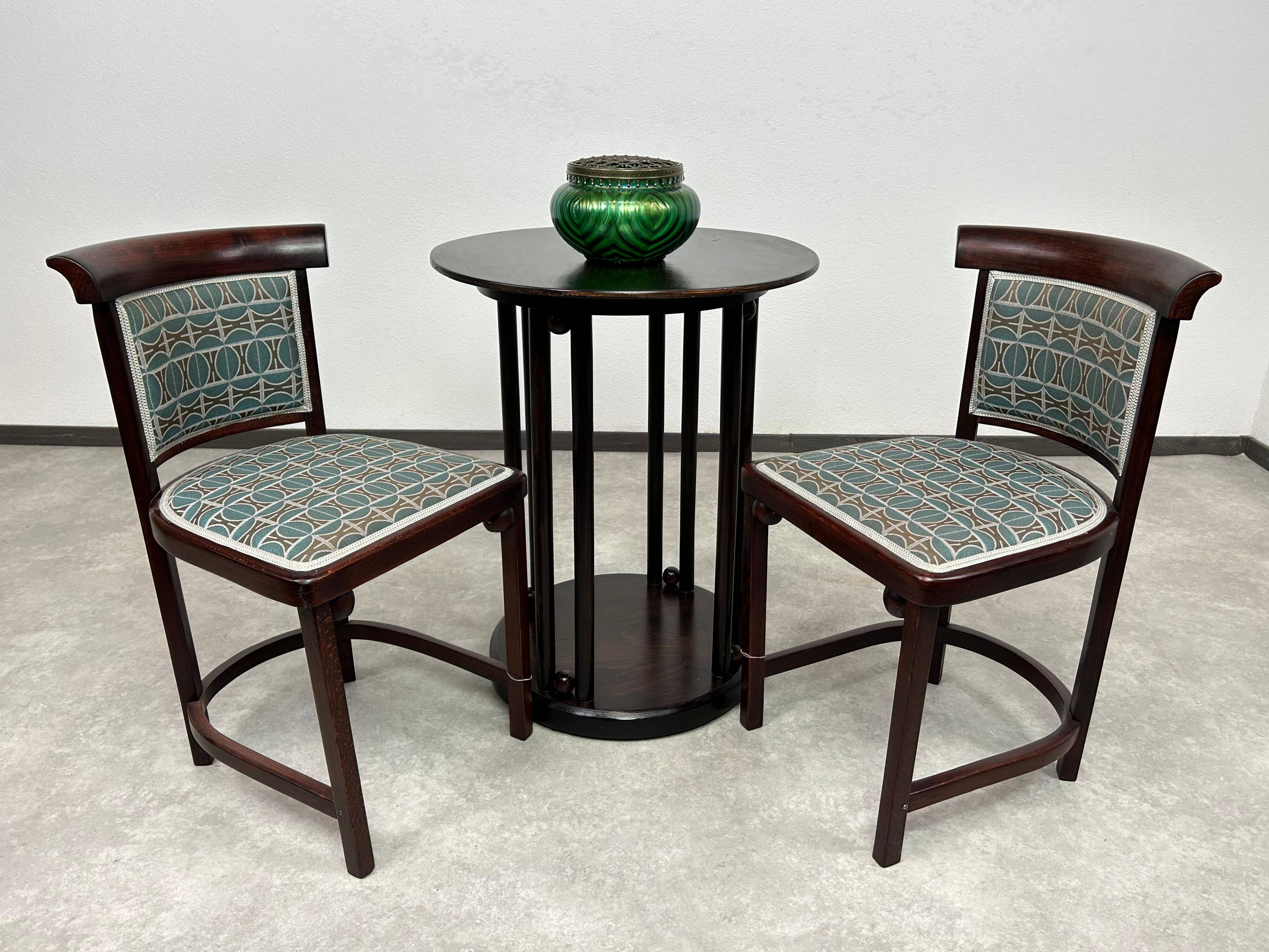 Jugendstil coffee table no. 406 by Josef Hoffmann for Cabaret Fledermaus