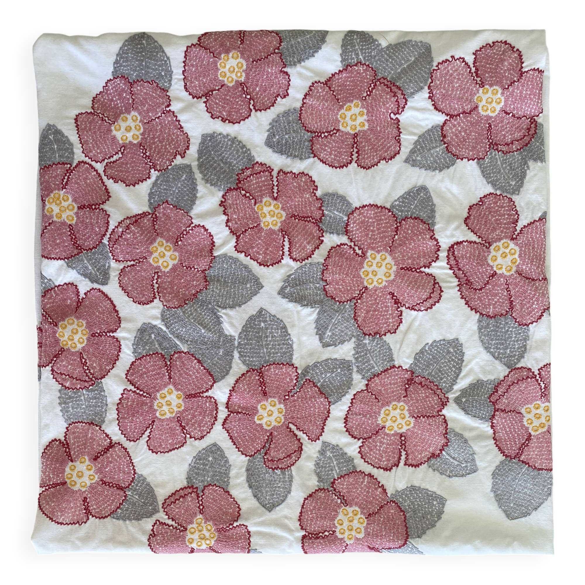 Embroidered square tablecloth with floral decoration - cotton - 150x150 cm