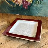 Cracked ceramic bowl or empty pocket