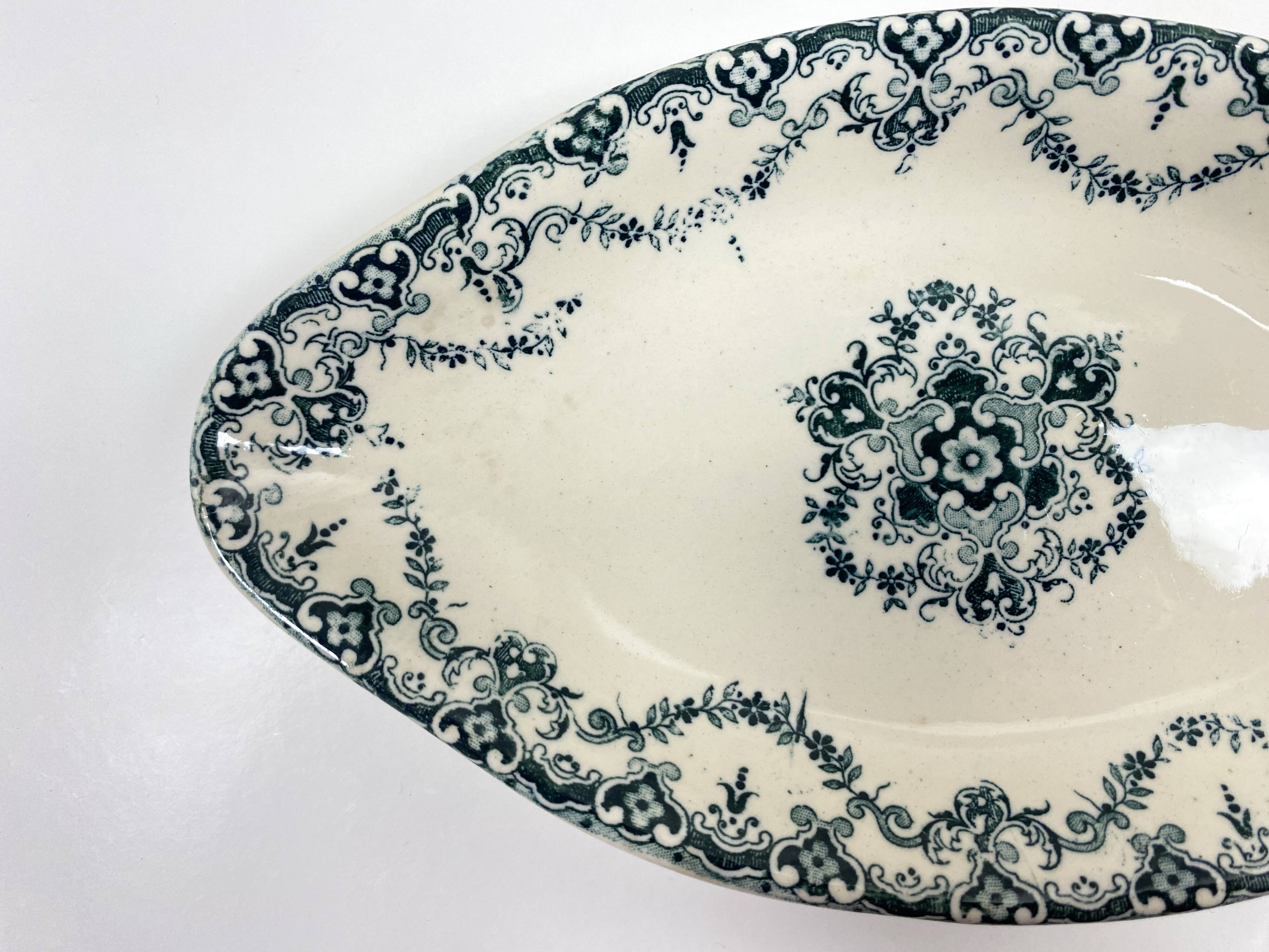 Lot of Plate, Platter, Ramier and Soup Tureen, Iron Earth, "Excelsior" service, E. Bourgeois, late 19th century