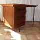 Bureau vintage en chêne sur pieds épingle 1950