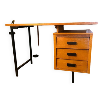 Bureau 1950