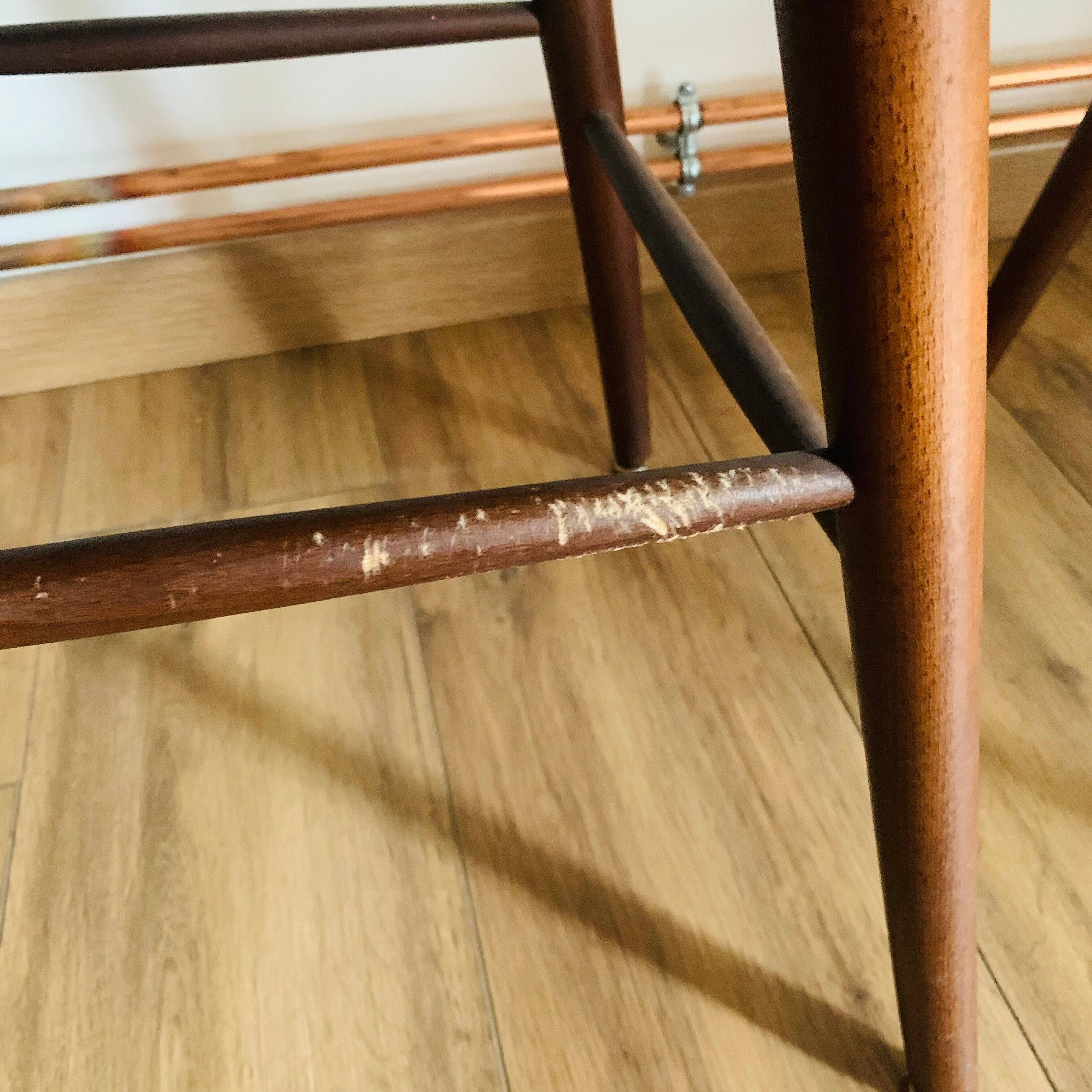 Set of 4 Möbel chairs