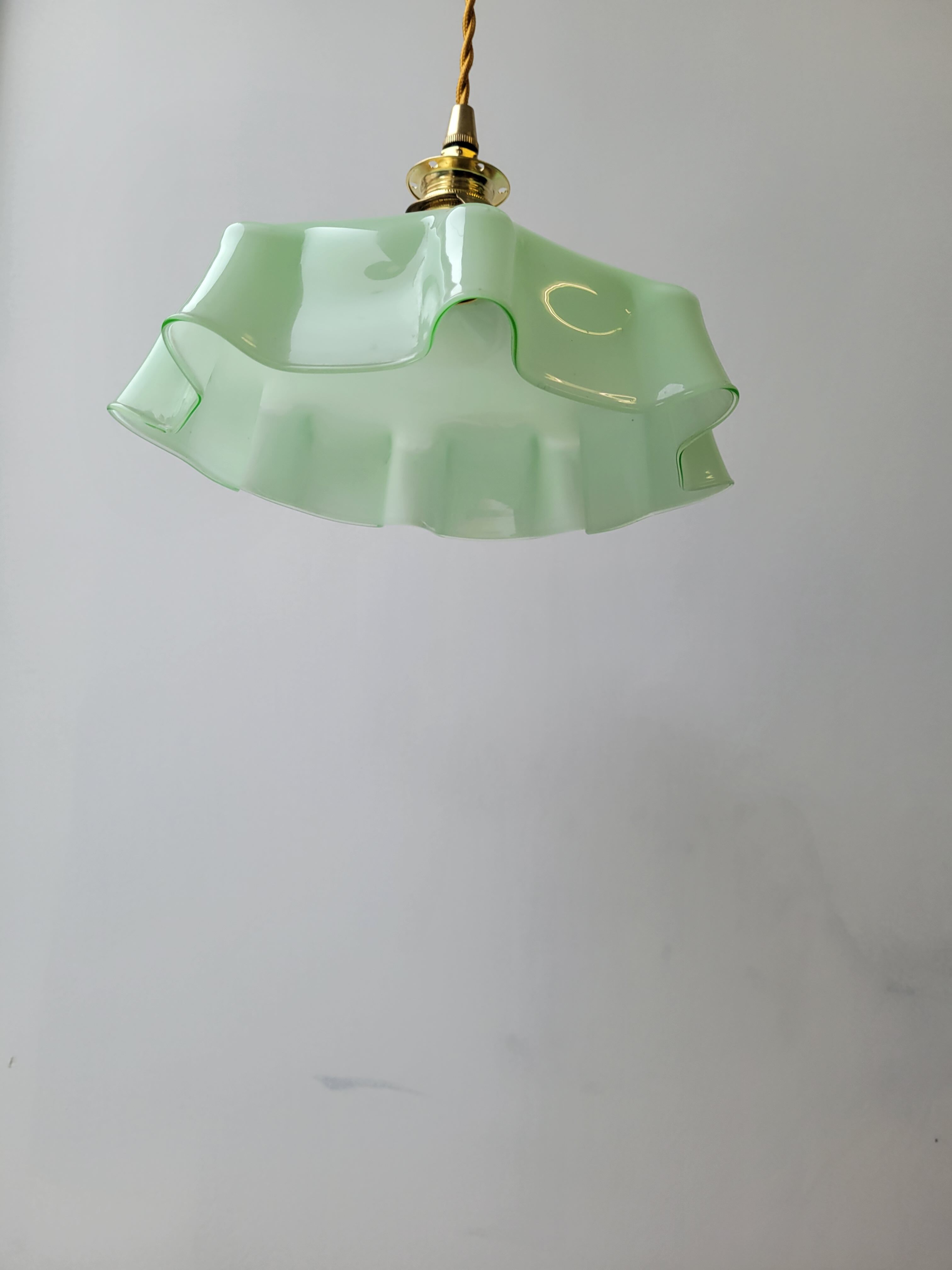 Green draped opaline pendant lamp