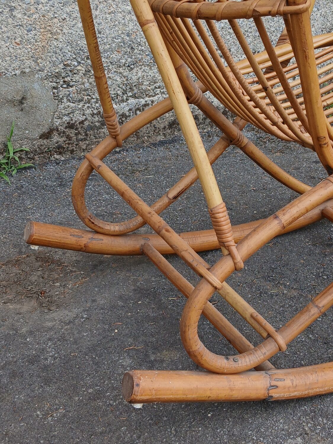 Rocking-chair en rotin , années 50/60