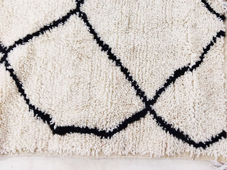 315x178cm Moroccan Berbere Carpet