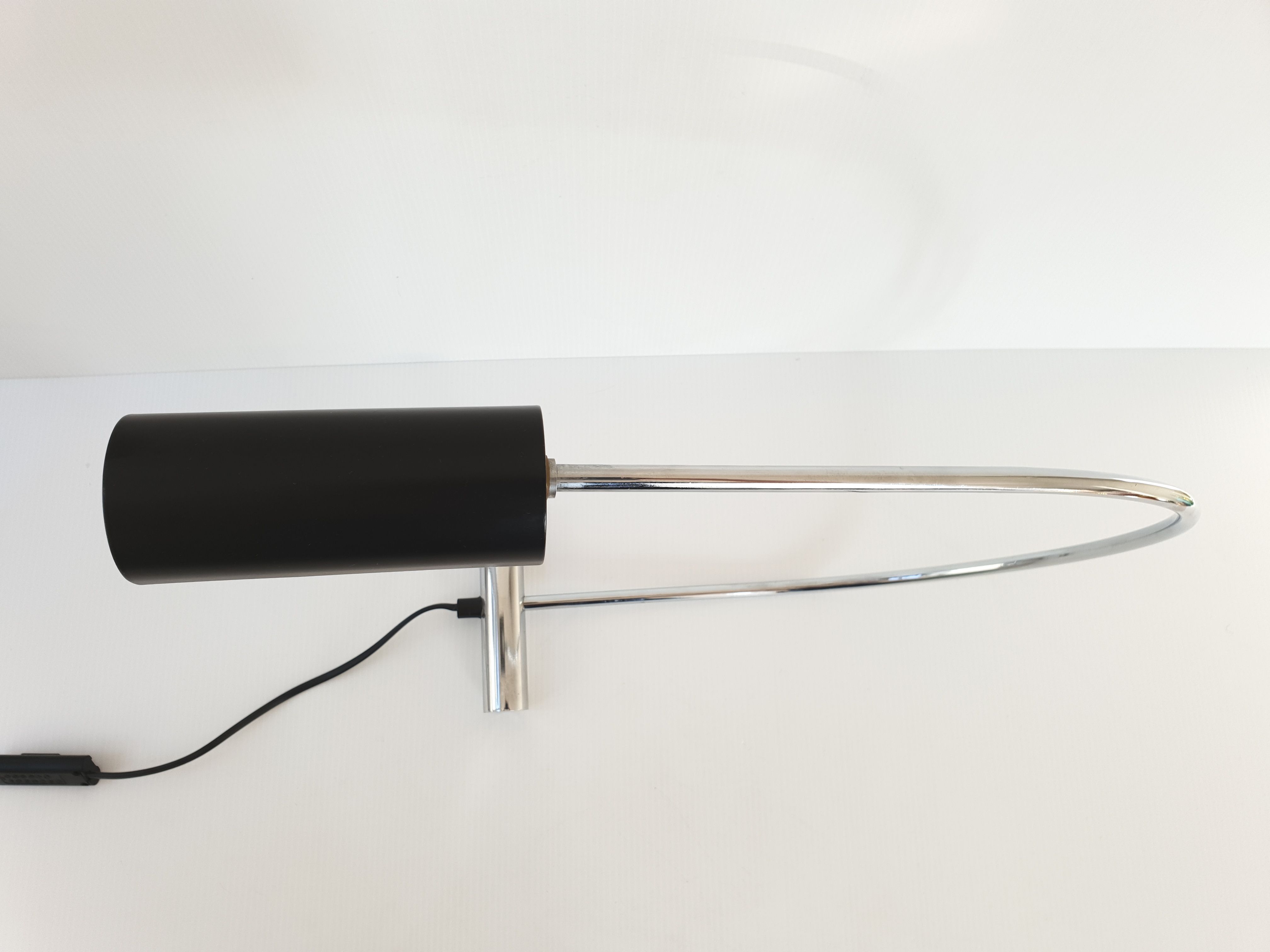 Vintage 1970 arc table lamp