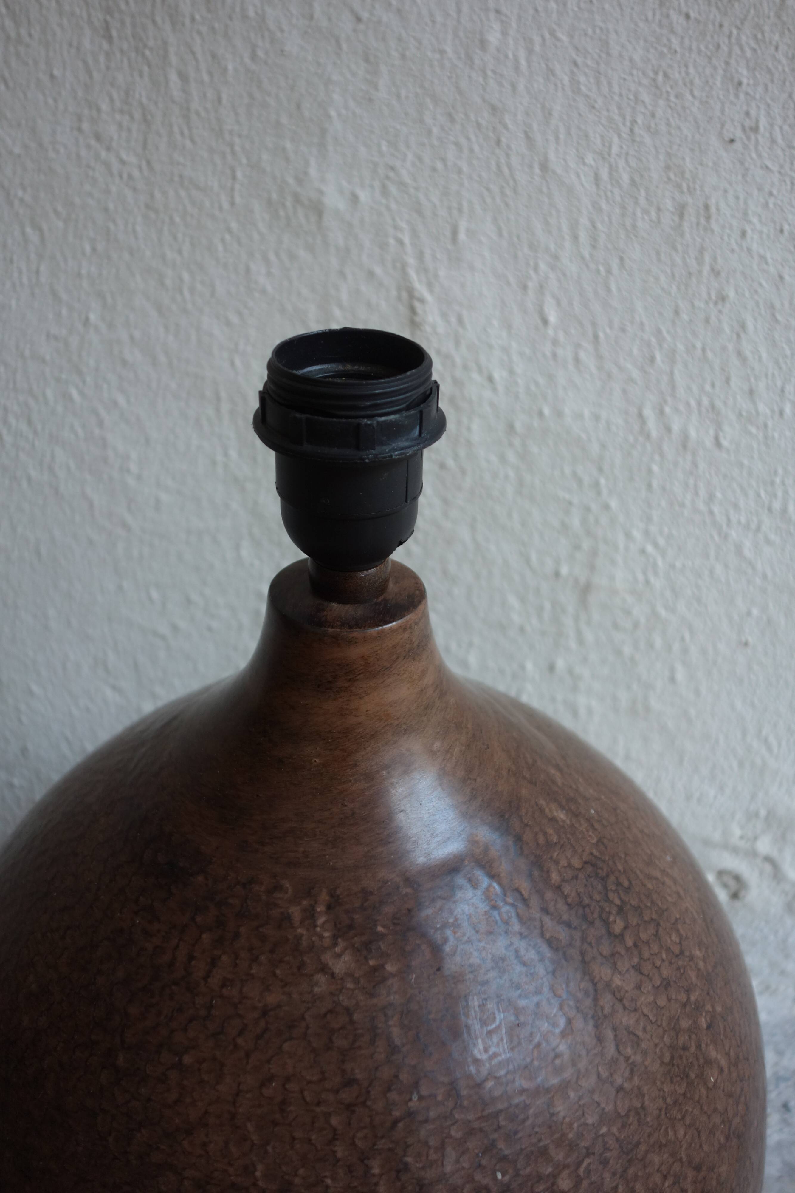 Foot of Lamp Ball in Hammered Metal 70s