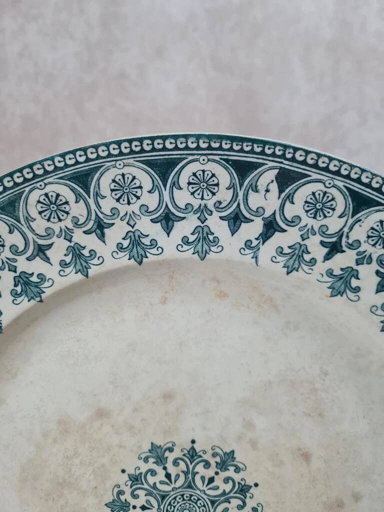 Large antique Badonvilliers plate with blue-green Turkish decoration 🌿