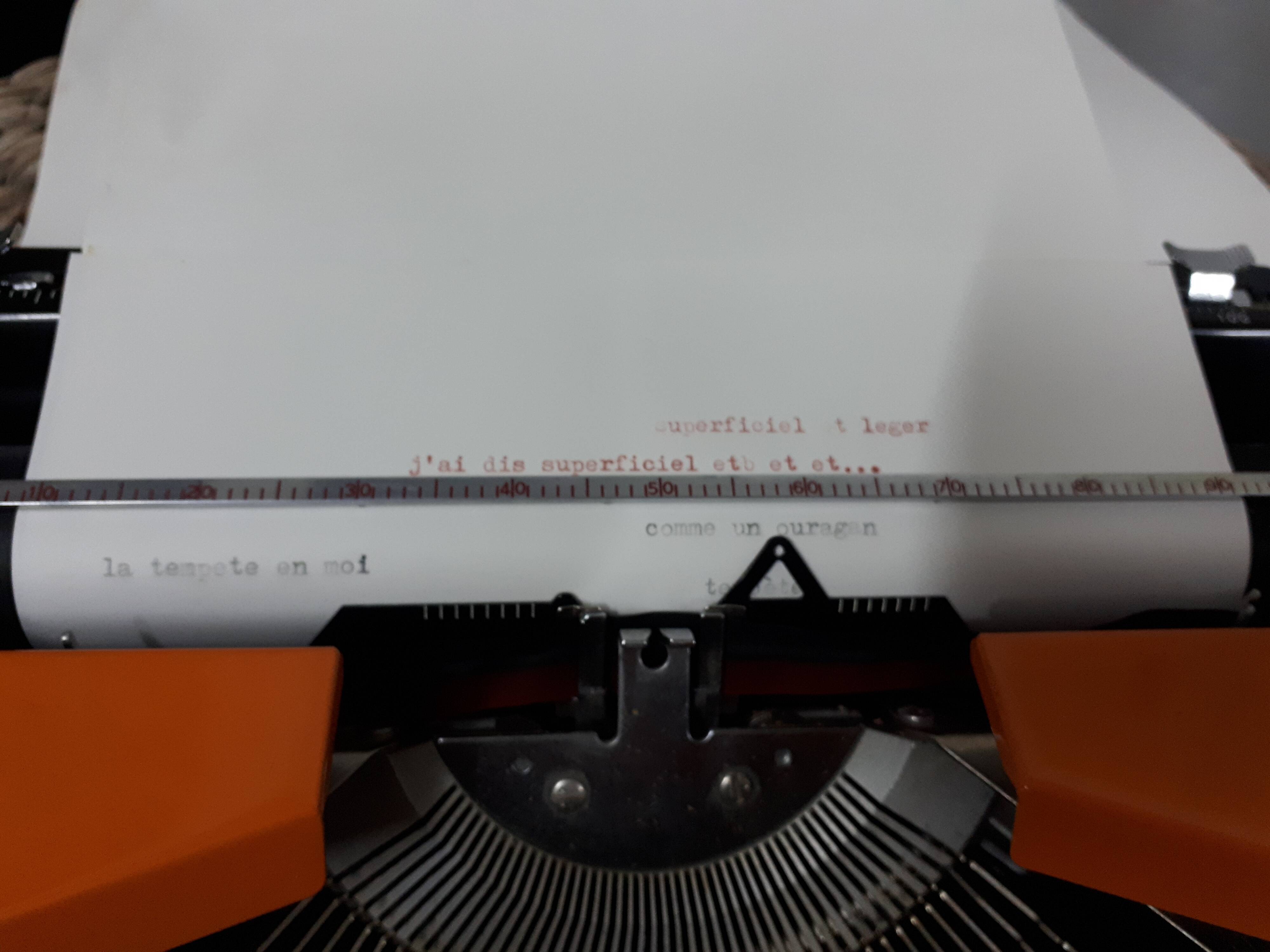 Vintage 70 orange Silver-Reed 100