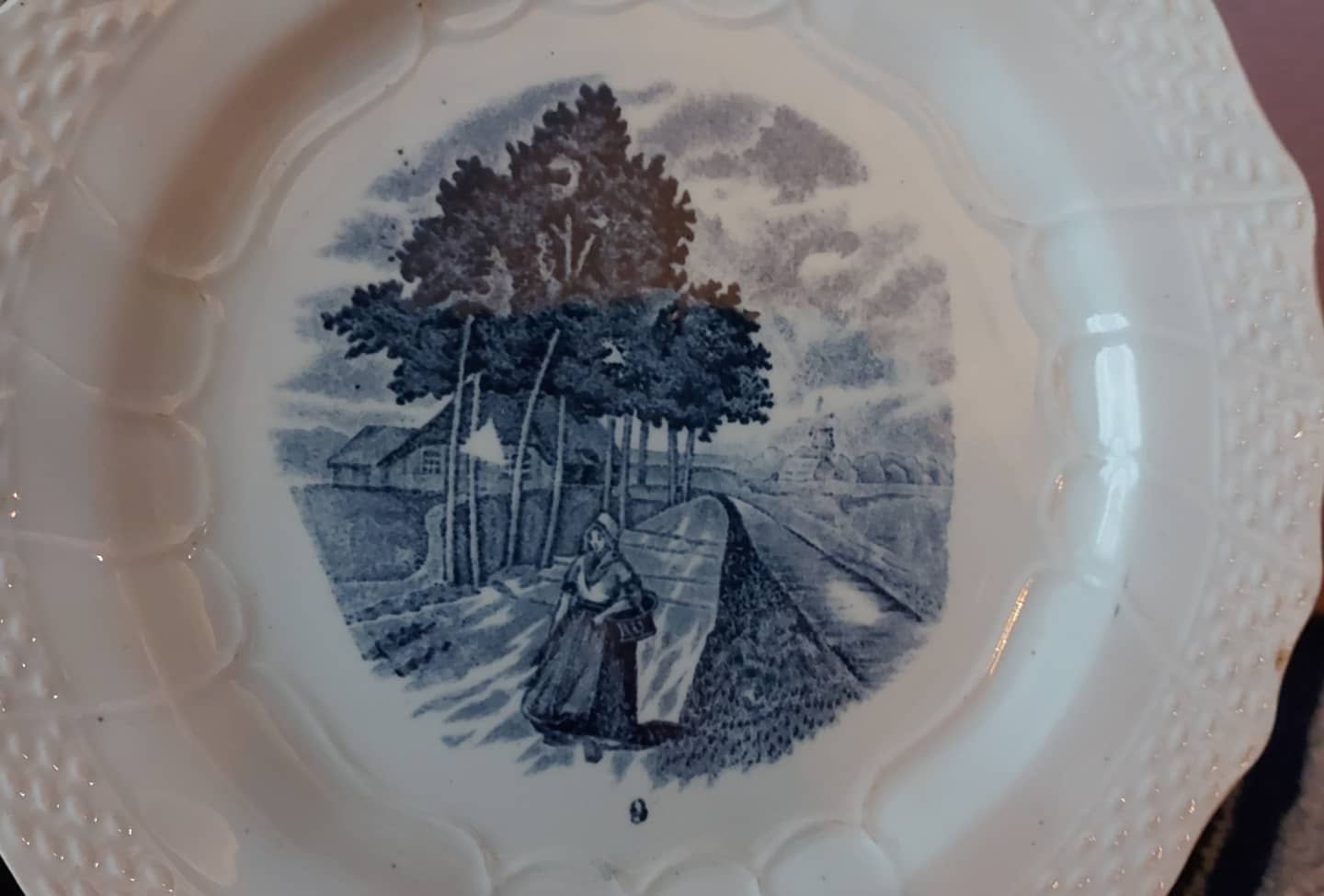 3 delft collection plates, serie hallage, moulin des loups