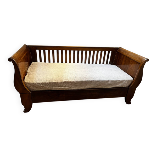 Banc lit en noyer