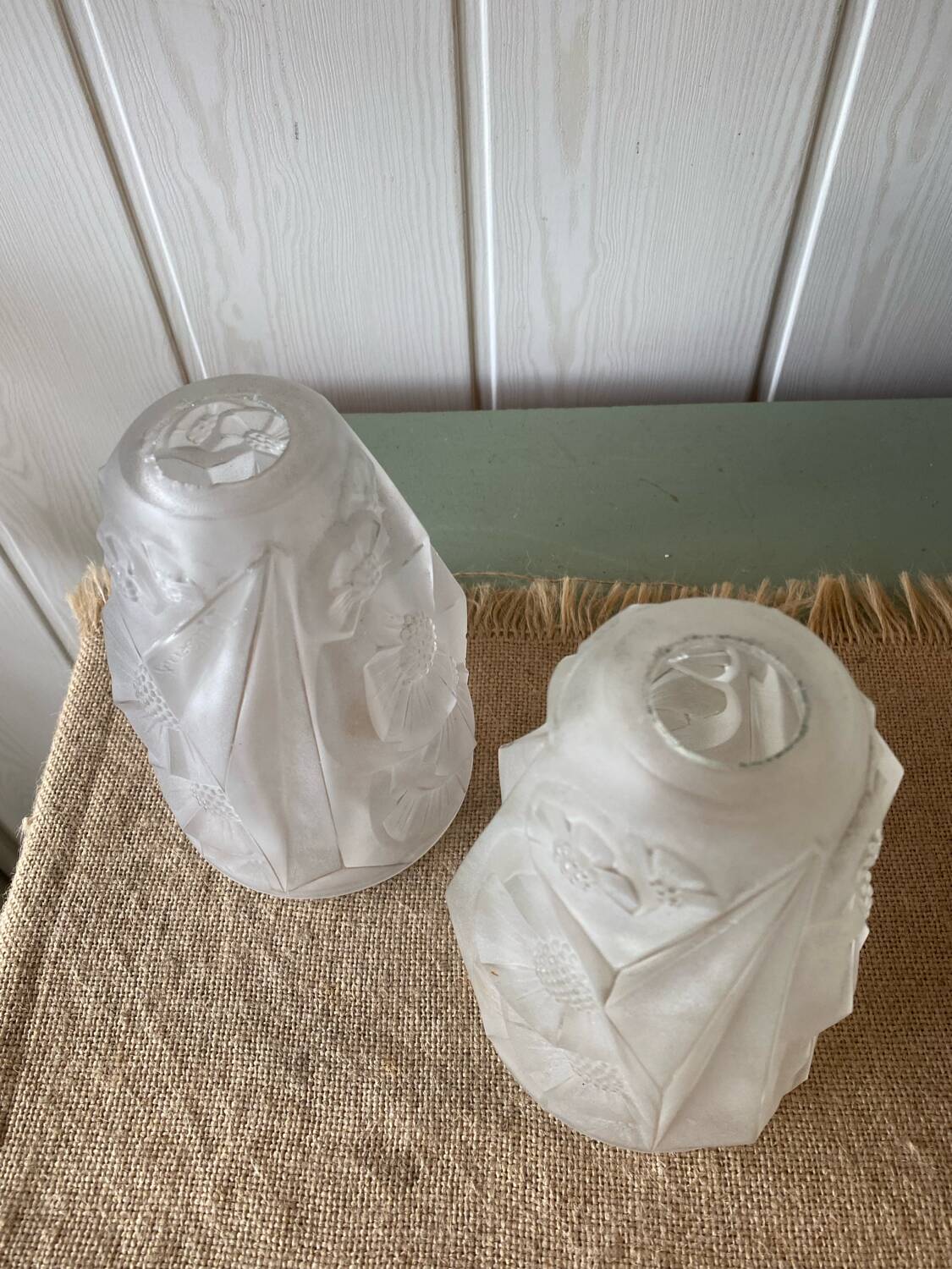 Pair of Art Deco lampshades in frosted glass signed Hubens