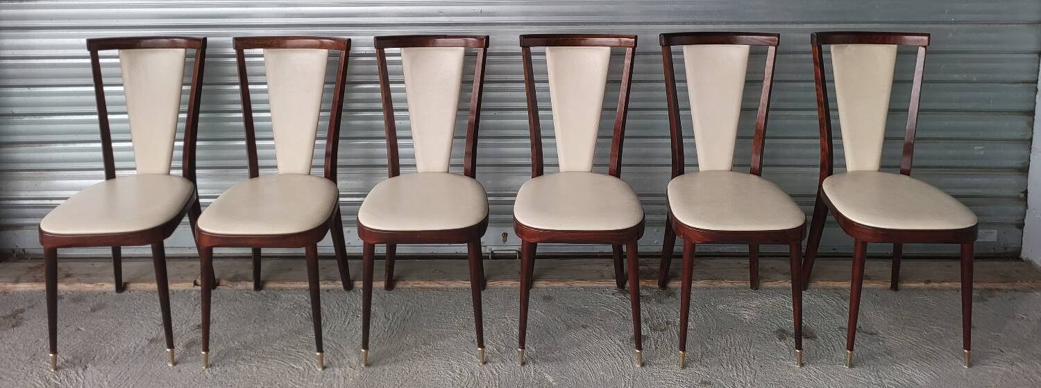 Set of 6 Baumann N°84 vintage chairs in very good condition.