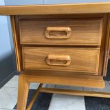 Bureau en bois blond années 1960